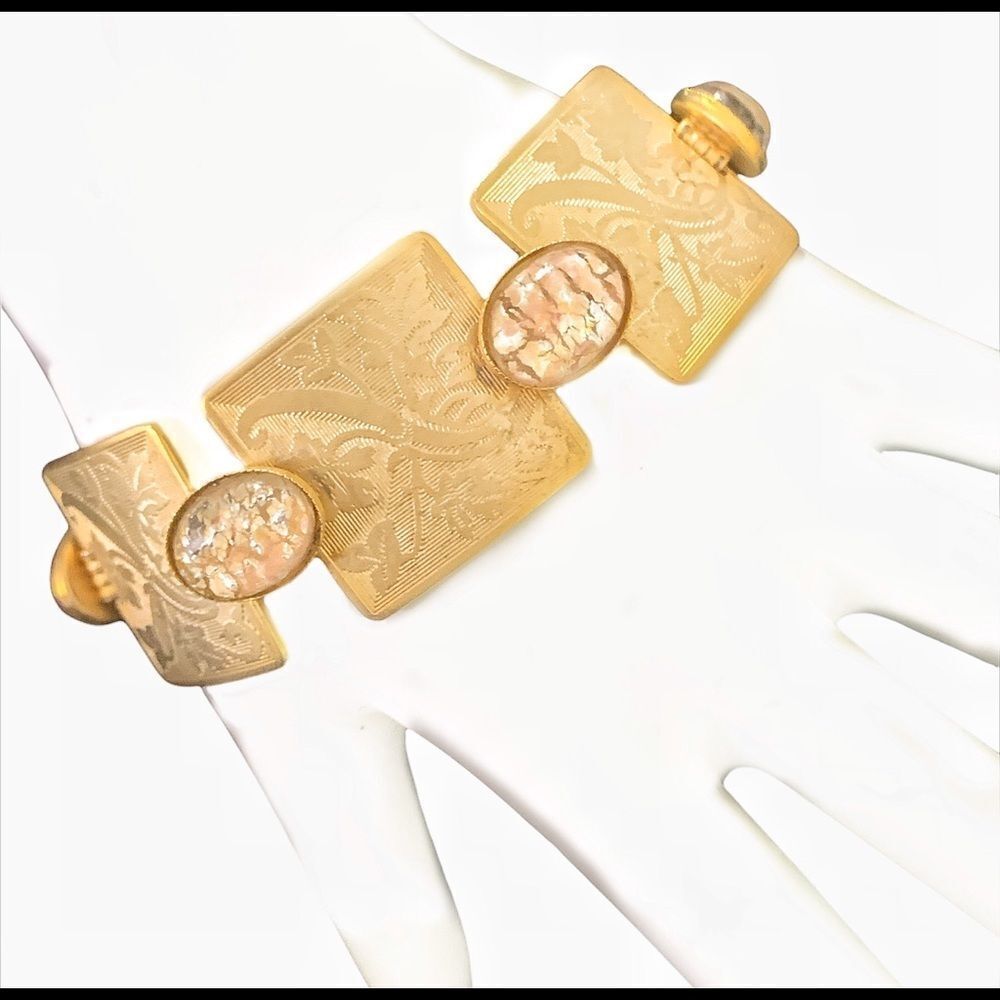 Vintage Banana Bob engraved gold floral opal link bracelet Victorian